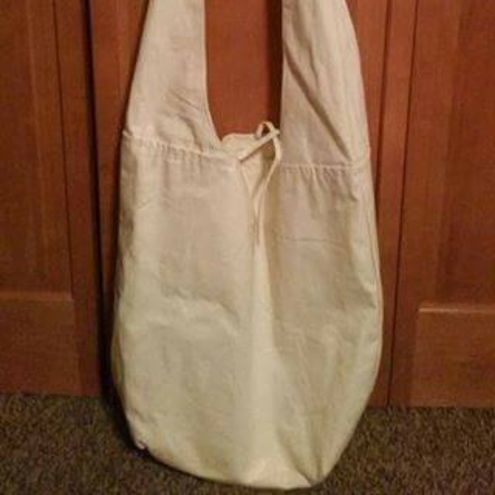 white Sparkle purse